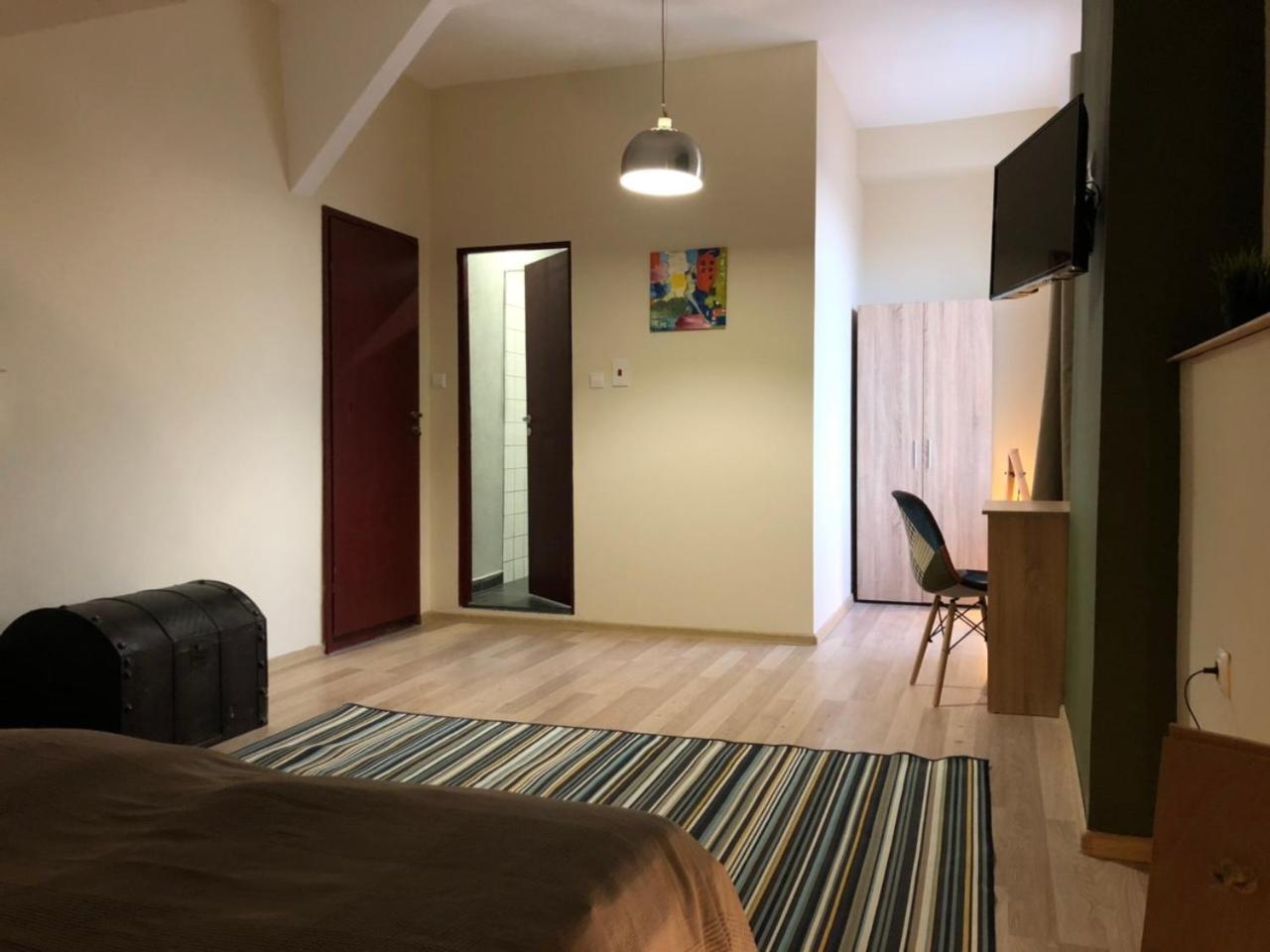 Skyler Guest House Plovdiv Buitenkant foto