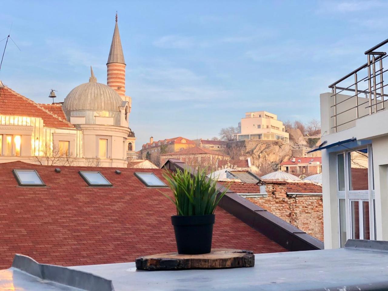 Skyler Guest House Plovdiv Buitenkant foto