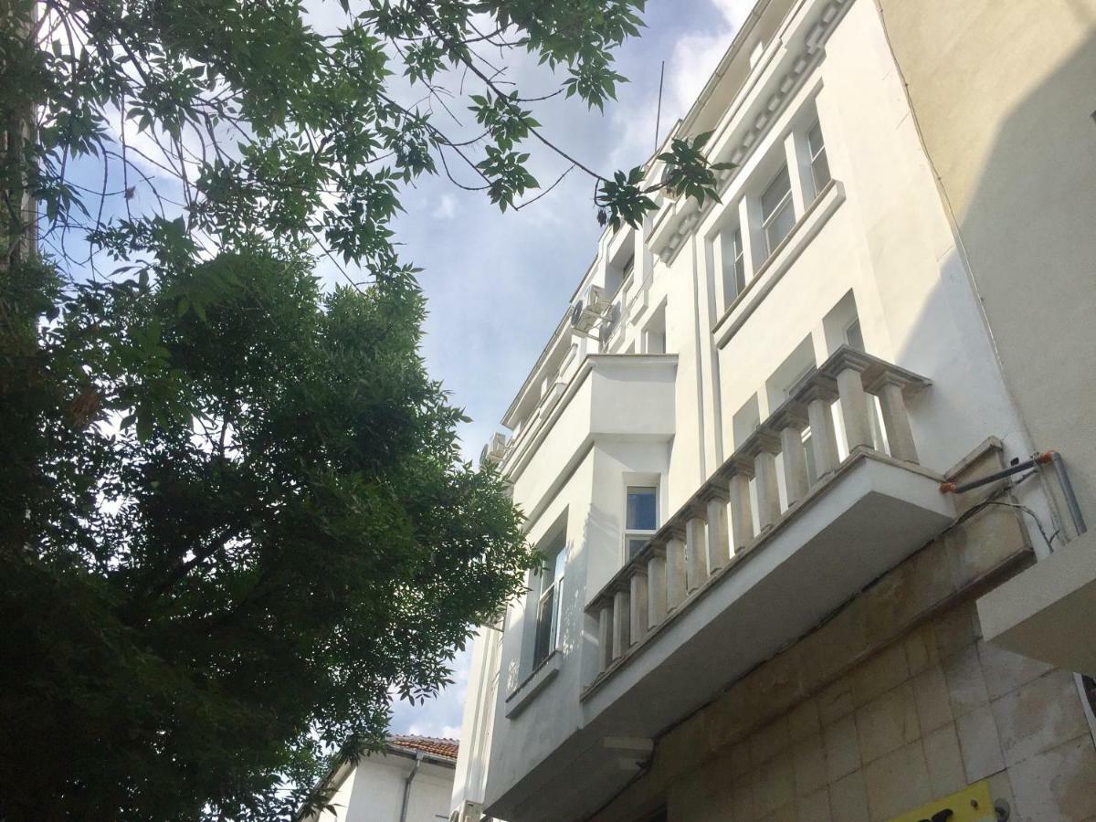 Skyler Guest House Plovdiv Buitenkant foto